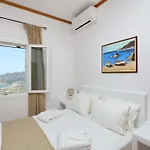 Kır Evi Liagka *